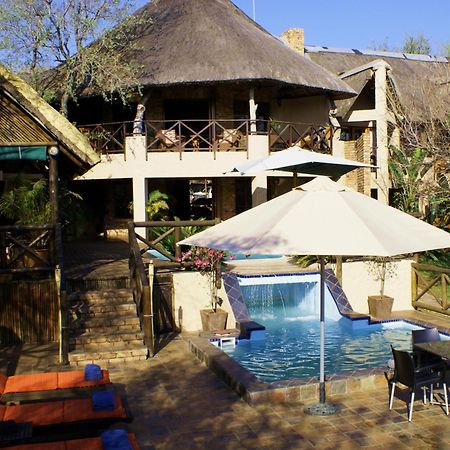 Crocodile Kruger Safari Lodge มาร์ลอทพาร์ค ภายนอก รูปภาพ