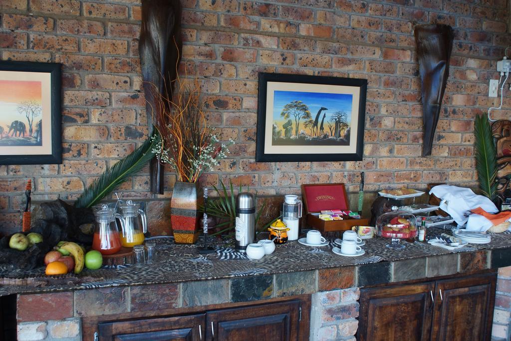 Crocodile Kruger Safari Lodge มาร์ลอทพาร์ค ภายนอก รูปภาพ
