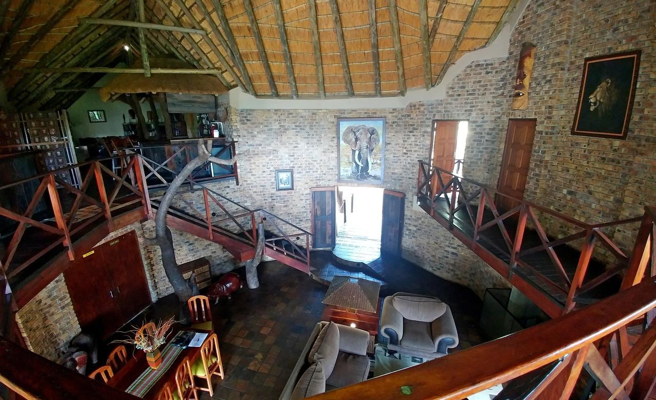 Crocodile Kruger Safari Lodge มาร์ลอทพาร์ค ภายนอก รูปภาพ