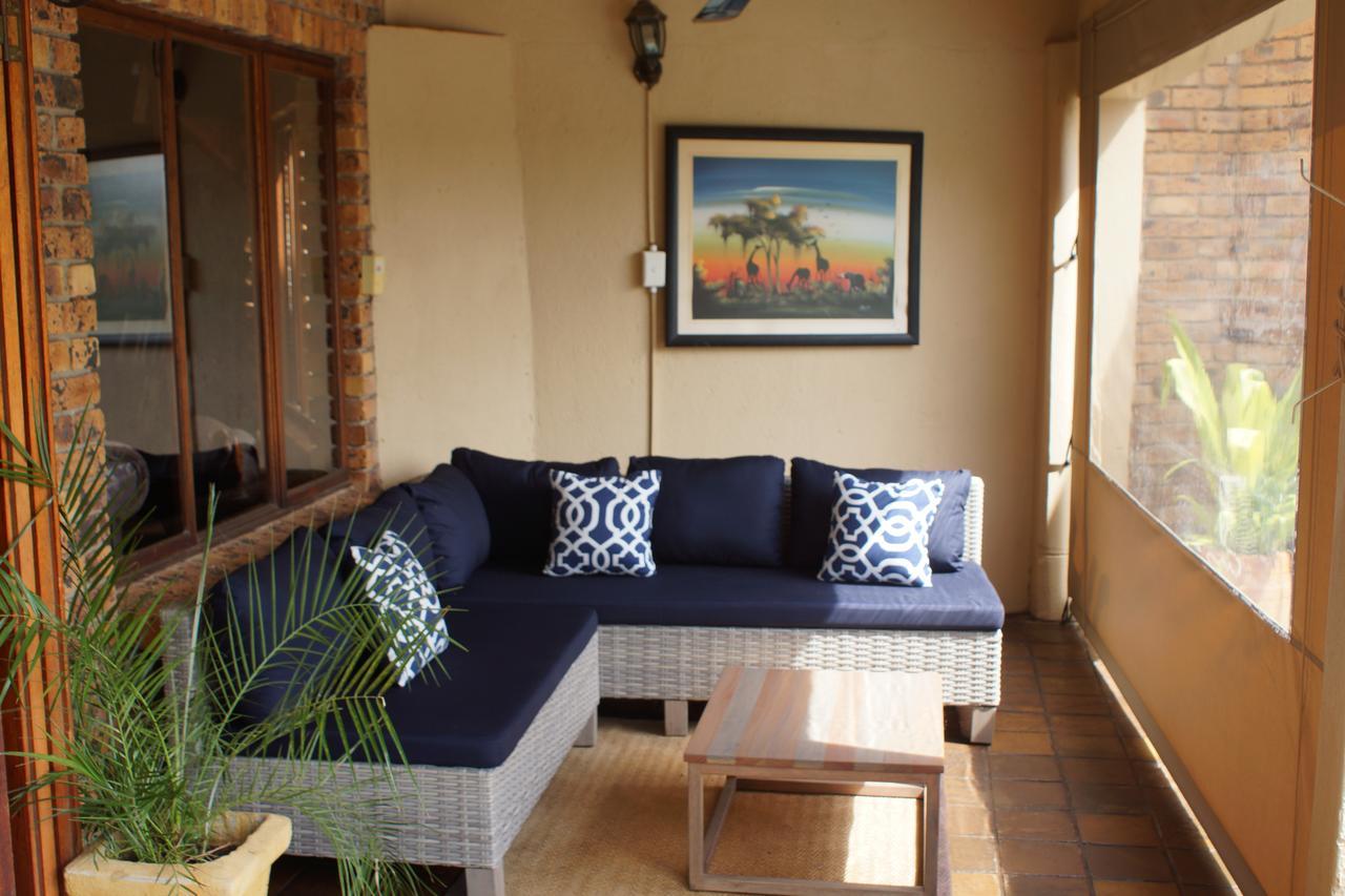 Crocodile Kruger Safari Lodge มาร์ลอทพาร์ค ภายนอก รูปภาพ