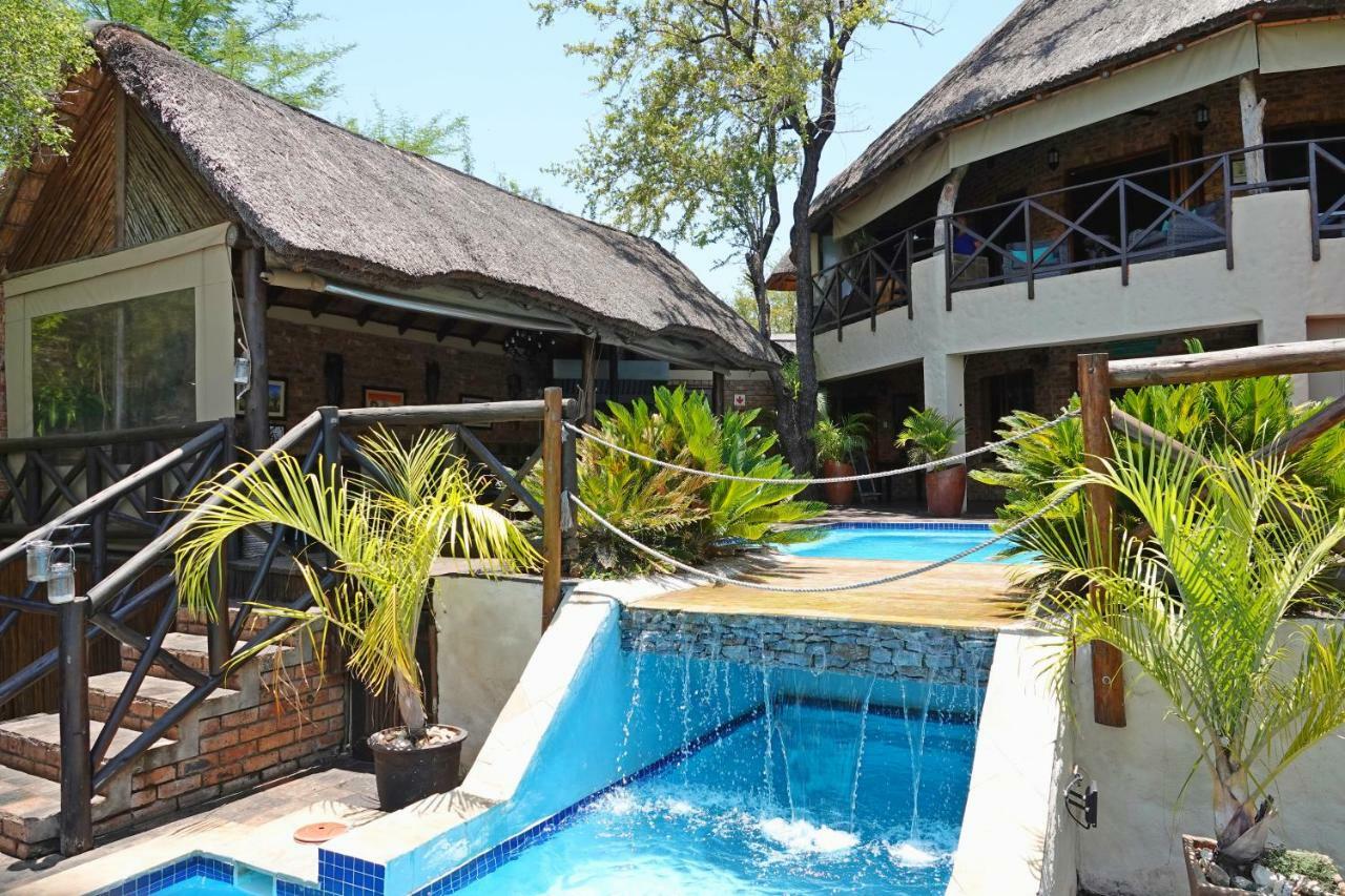 Crocodile Kruger Safari Lodge มาร์ลอทพาร์ค ภายนอก รูปภาพ
