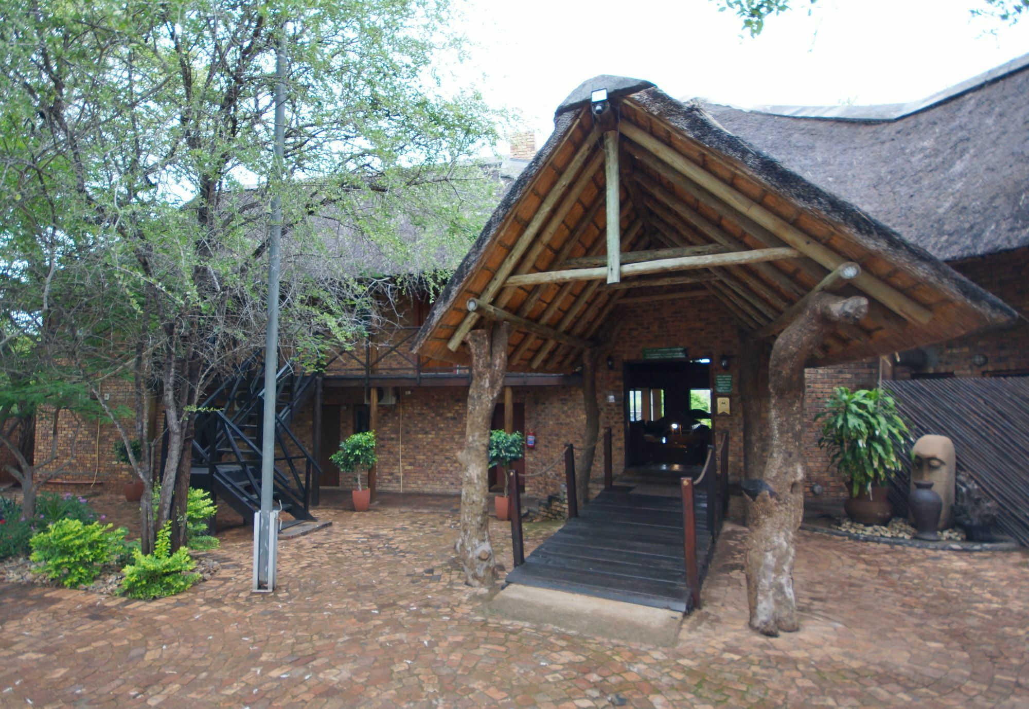 Crocodile Kruger Safari Lodge มาร์ลอทพาร์ค ภายนอก รูปภาพ